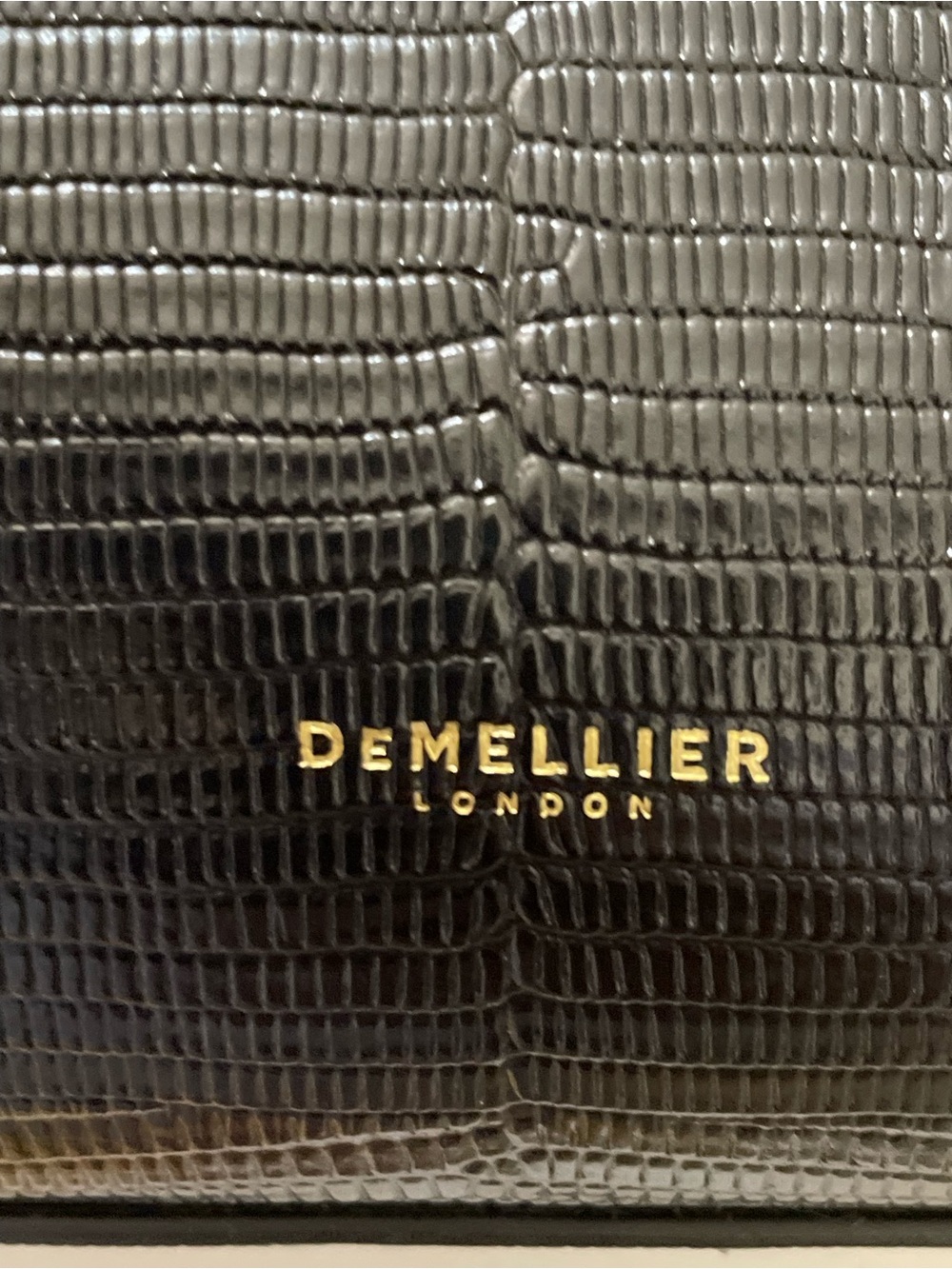 DeMellier 100% Italian Cowhide Lizard Embossed Black Hudson Tote Bag - Picture 6 of 15